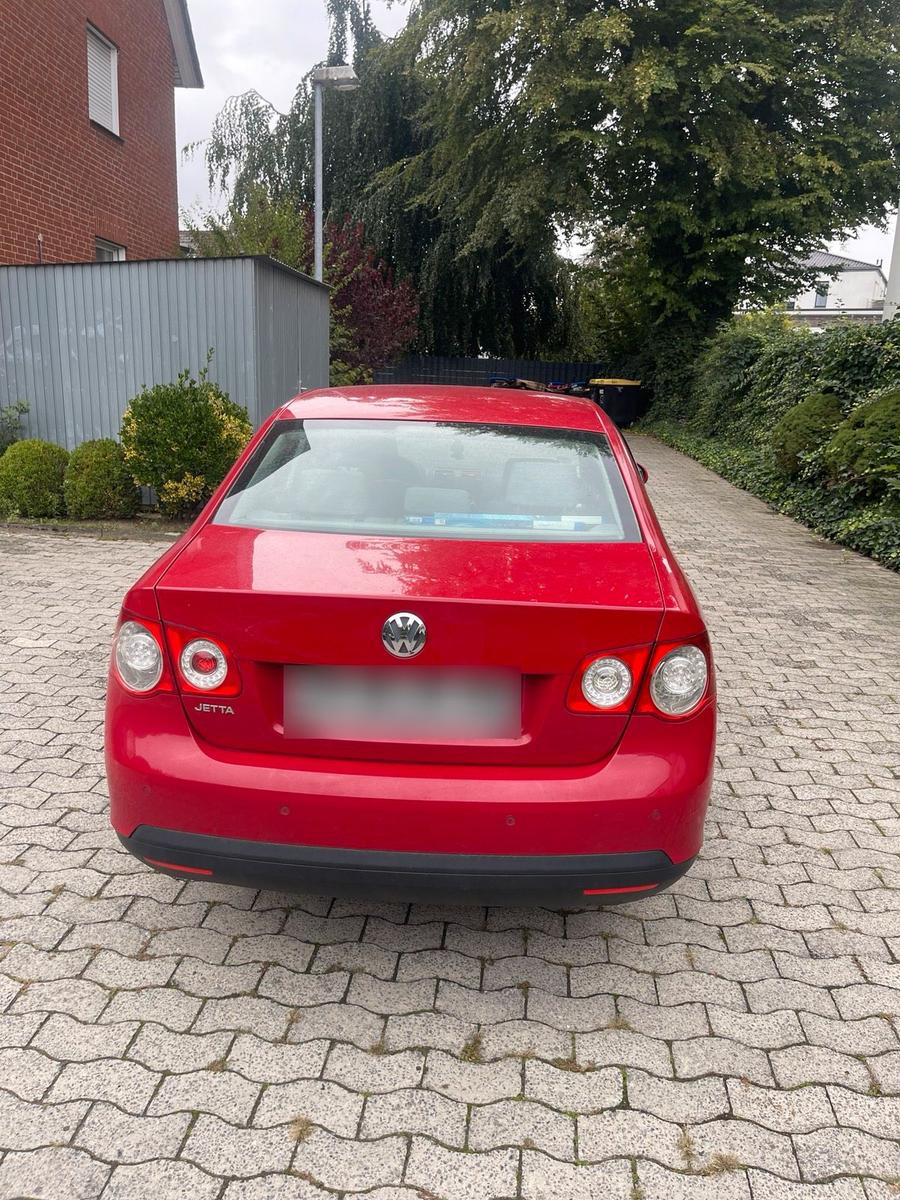 Volkswagen Jetta 2006 — engine 102 HP (75kW)