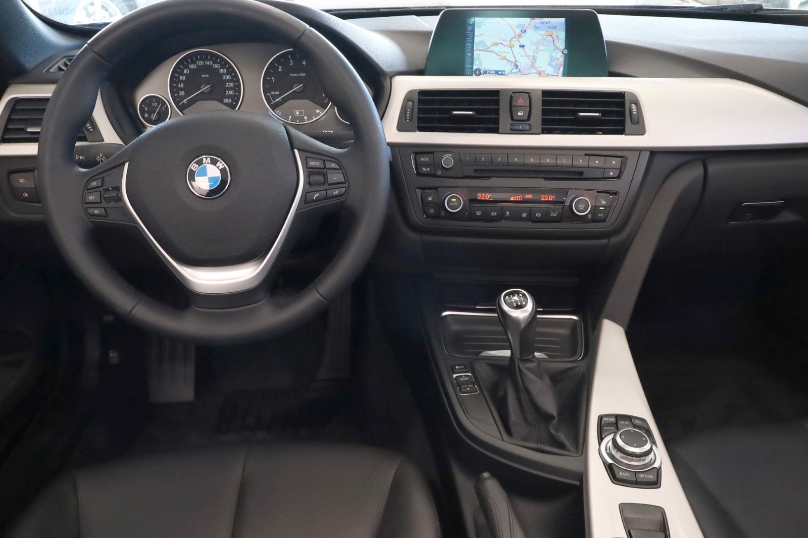 Fahrzeugabbildung BMW 420i Cabrio Navi, Xenon, Leder