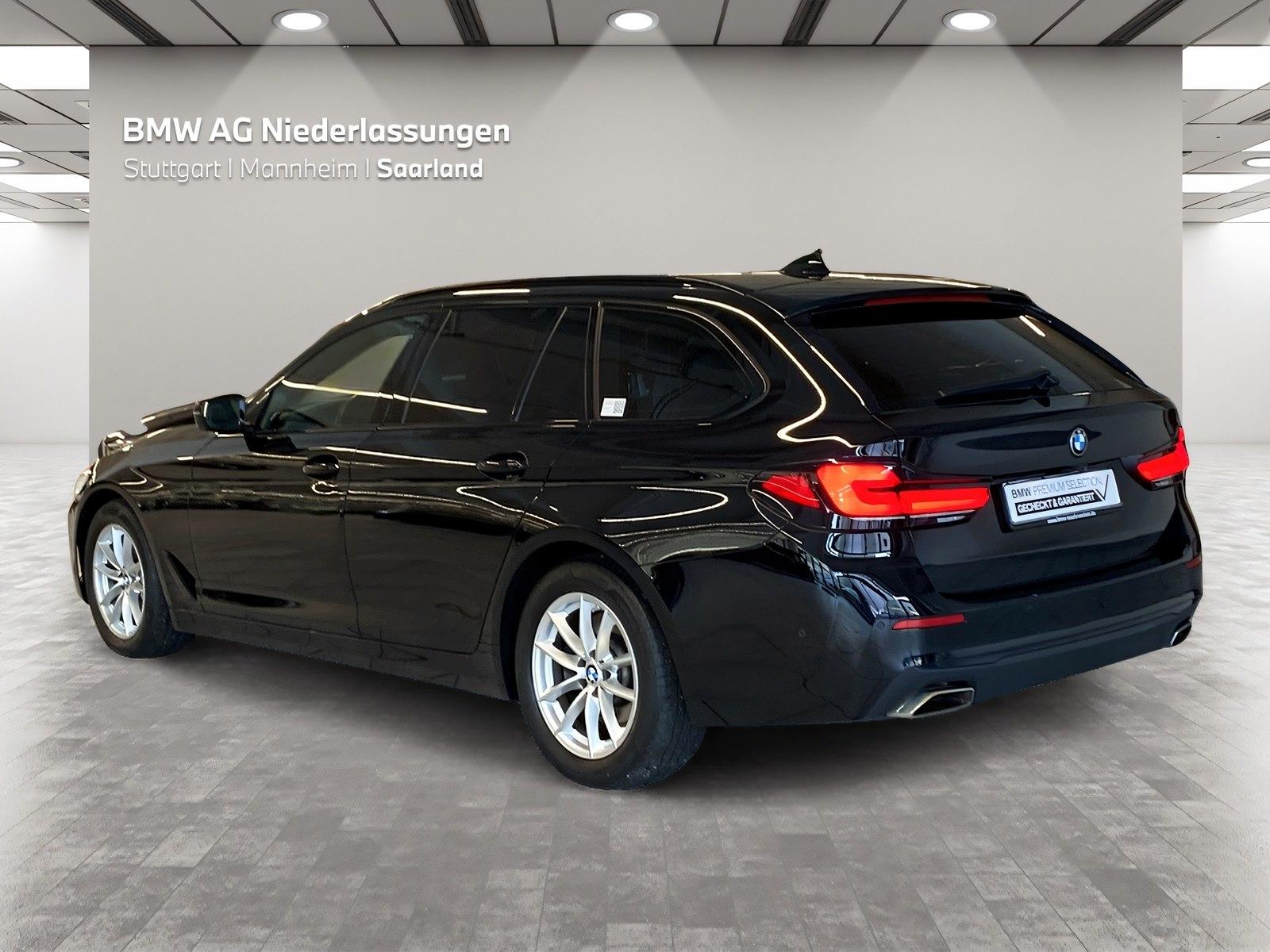 BMW 530d Touring LiveCockpitProf Head-Up Kamera