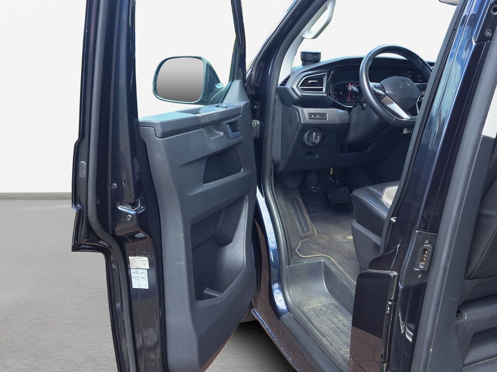 Volkswagen T6.1 Multivan Comfortline 2.0 TDI 4M RFK DCC AHK foto 16
