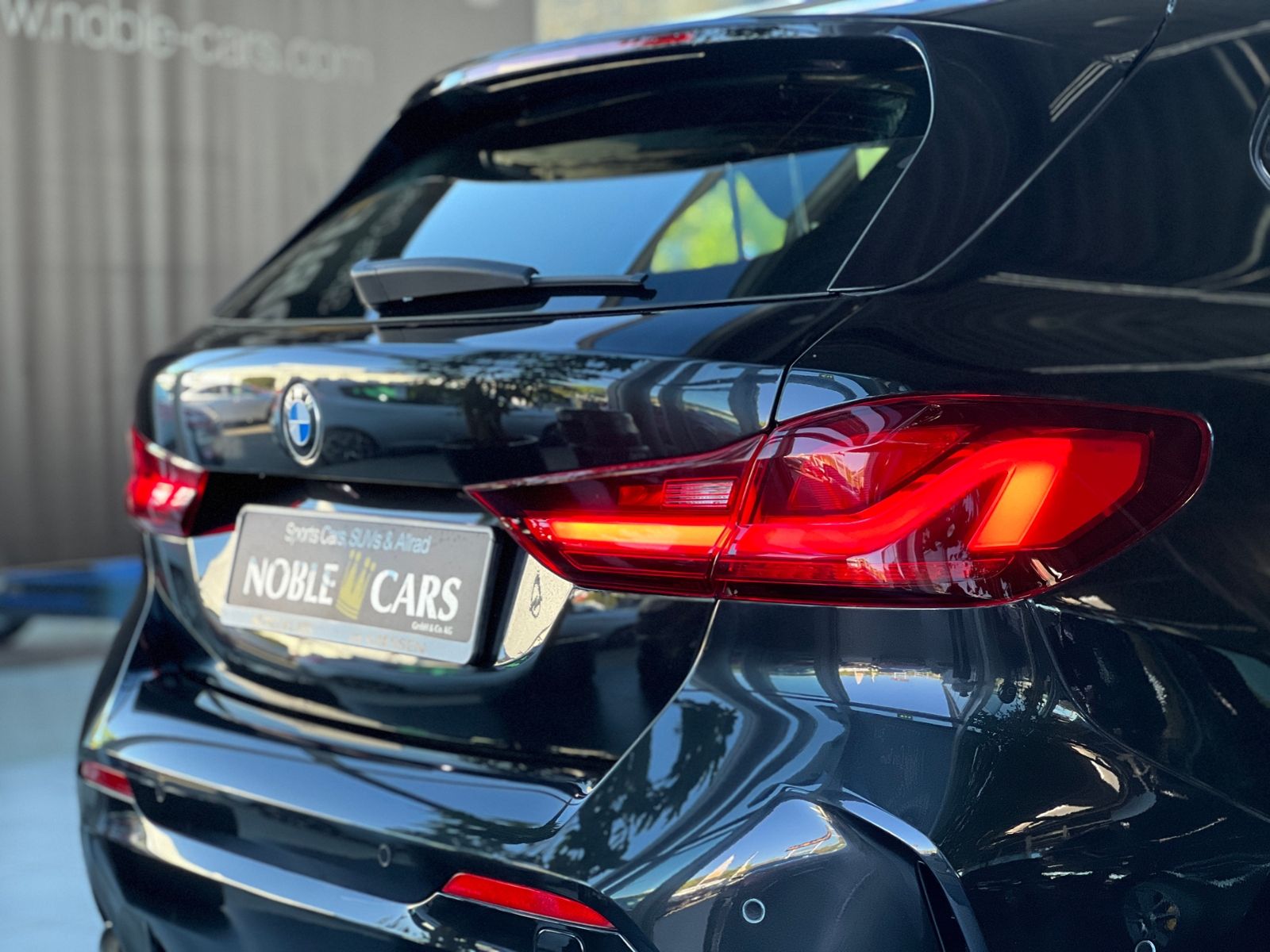 Fahrzeugabbildung BMW 120 i M Sport PDC KLIMA LED NAVI SHZ