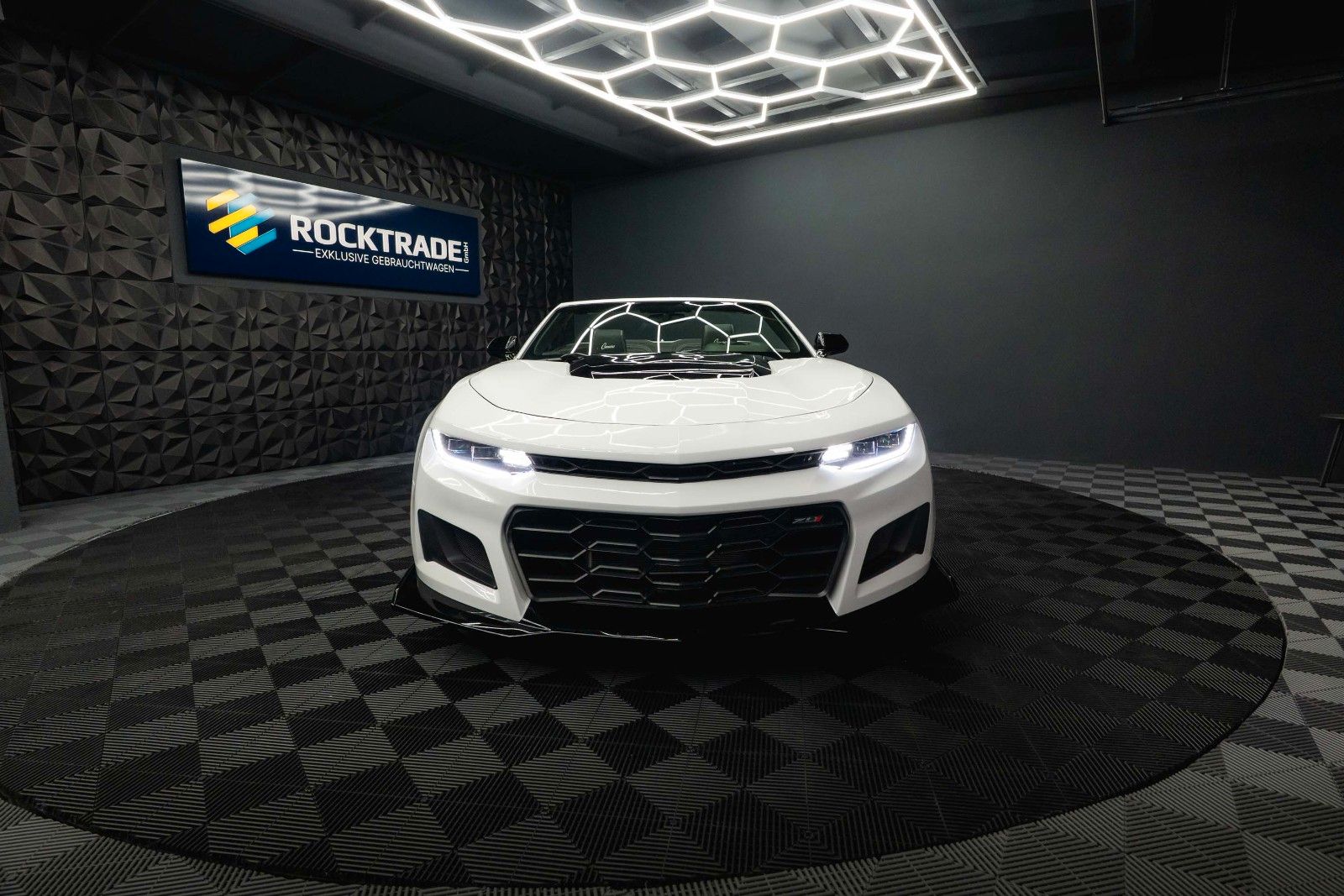 Fahrzeugabbildung Chevrolet Camaro 2.0 Turbo Cabrio ZL1 Package *CarPlay*LED