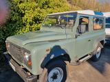 Land Rover Defender 90 Td4 Station Wagon E E - Land Rover aus 2011