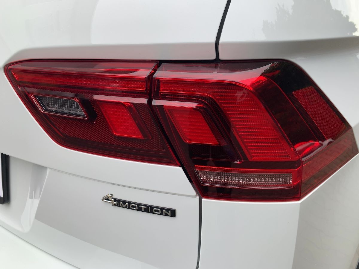 Volkswagen Tiguan 2.0 TDI DSG 4M R-Line MATRIX+NAV+20"+LEDE foto 15