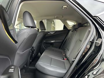 Lexus NX 350h - 9