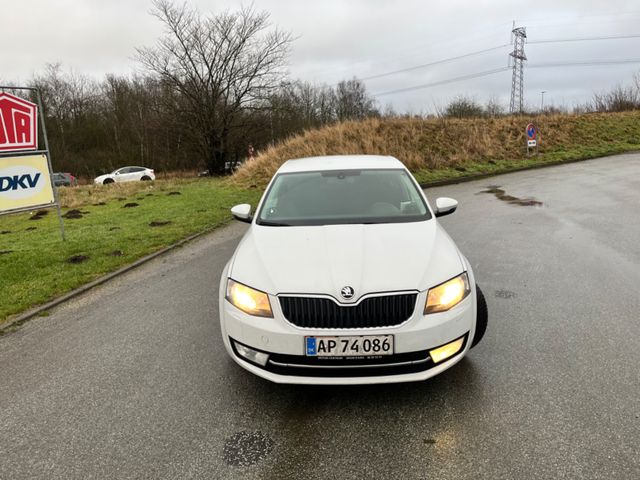 Skoda Octavia Lim. Elegance