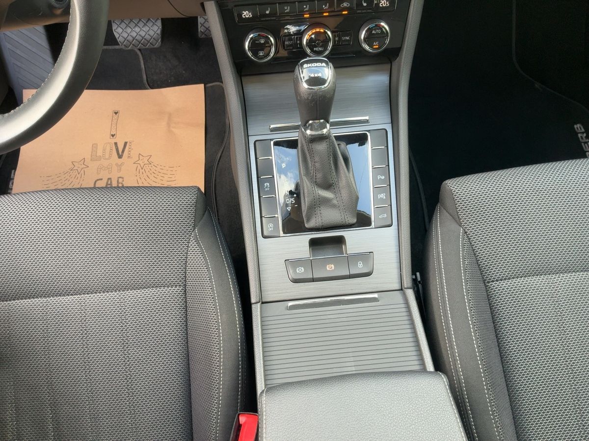 Skoda Superb - Bild 18