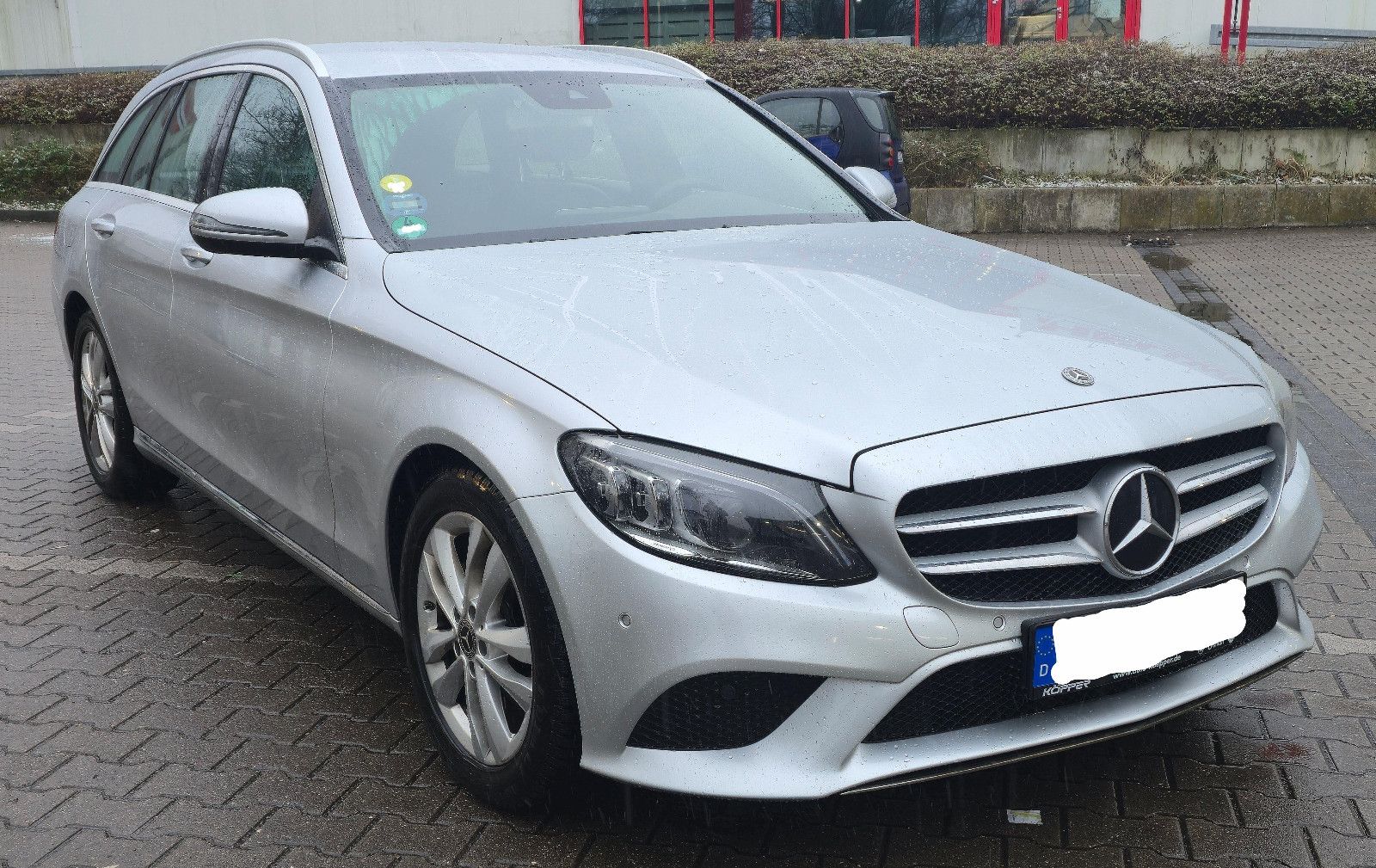 MERCEDES-BENZ C 220 d T AVANTGARDE | LED | Automatik | 8-fach