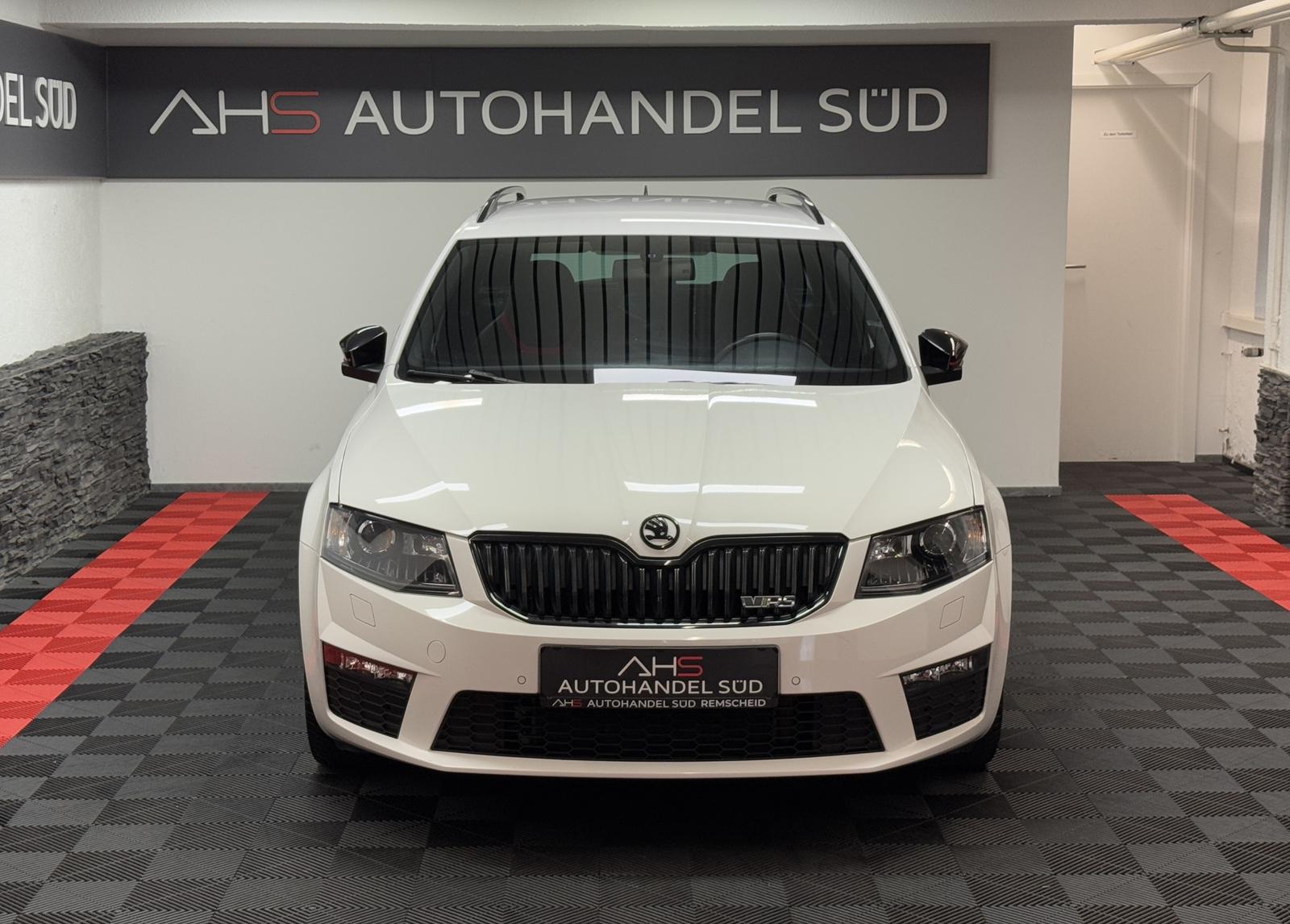 SKODA OCTAVIA COMBI RS 2.0 TDI 184ch BVA Historique présent - 2EME MAIN