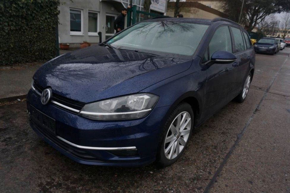 Image of Volkswagen Golf