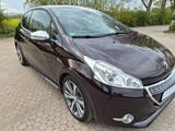 Peugeot 208 1. Hand; Sondermodell 1.6 XY e-HDi 115