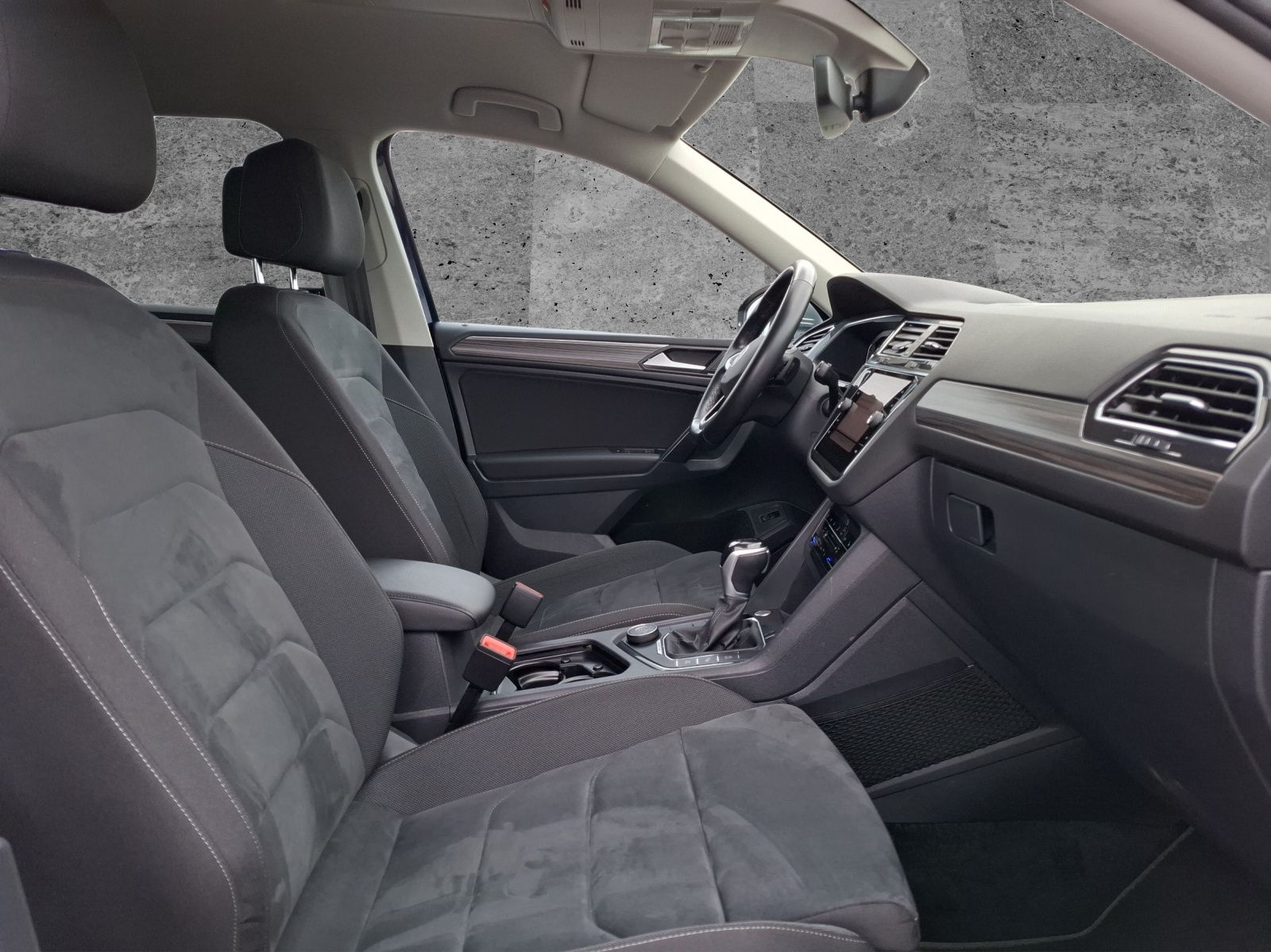 Fahrzeugabbildung Volkswagen Tiguan Allspace TDI Elegance DSG 4M Standhzg. Ma
