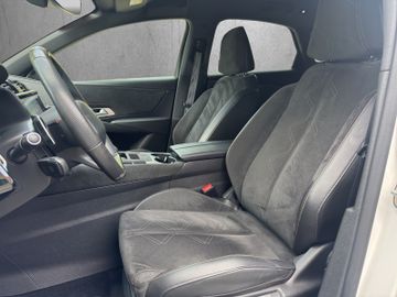 DS DS7 Crossback Performance Line, Bild 12