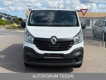 Renault Trafic - 2