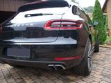 Porsche Macan Turbo Turbo - Porsche Gebrauchtwagen in Hannover