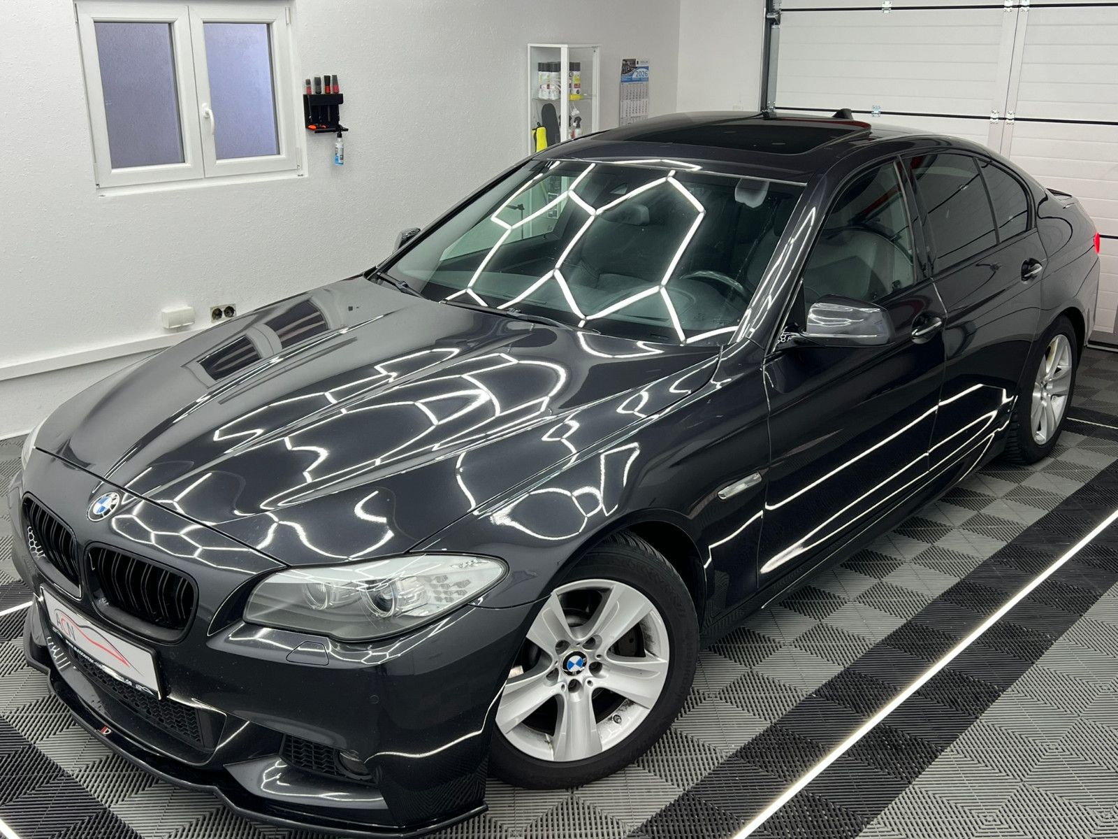 Fahrzeugabbildung BMW 530 d xDrive Lim. M SPORT/HuD/NAVI PROF/eGSD