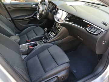 Opel Astra - 11