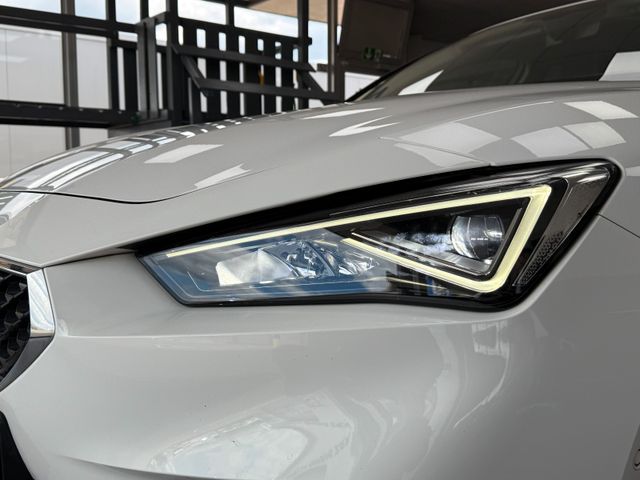 Seat Leon SportstourerPanoR.KameraAHKLEDBeatsAu.