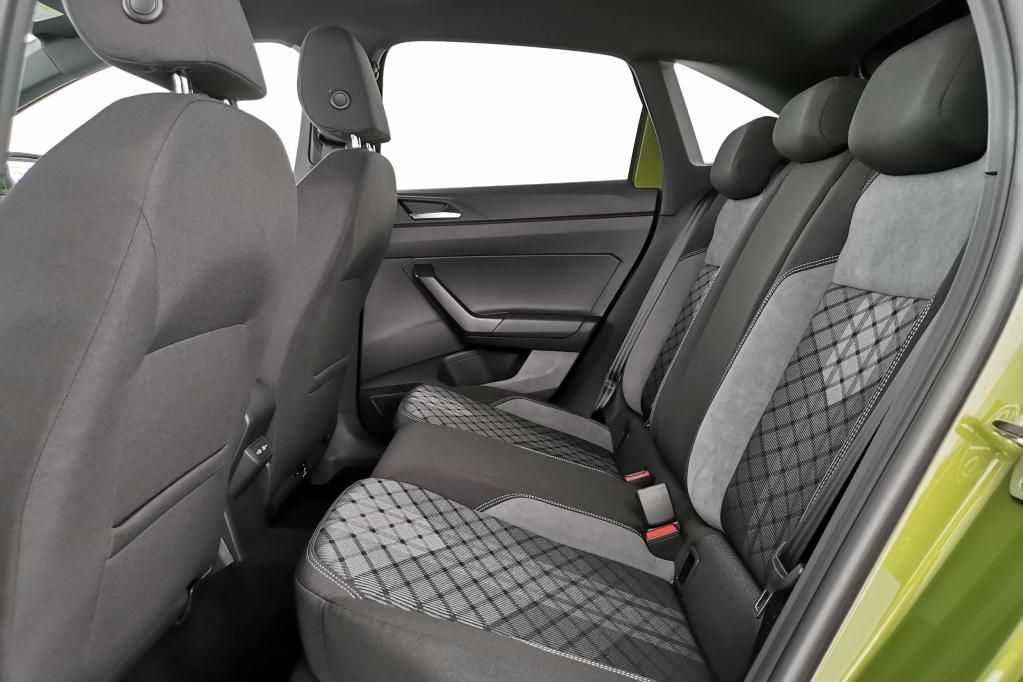Volkswagen Taigo R-Line 1.5TSI Pano*Tempo*Nav*PDC*RFK*Klima
