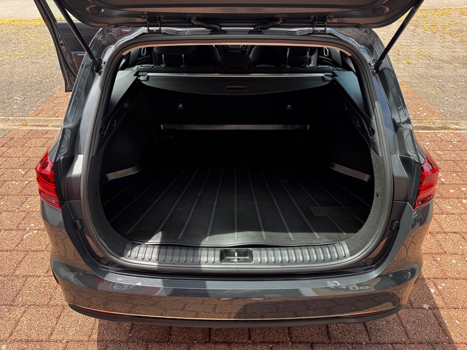 Fahrzeugabbildung Kia cee'd Sportswagon