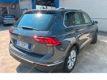 Volkswagen Tiguan - 5