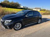 Mercedes-Benz GLA 220 d Luxus AMG Opt. Autom, Seitenschweller  - Luxus Gebrauchtwagen