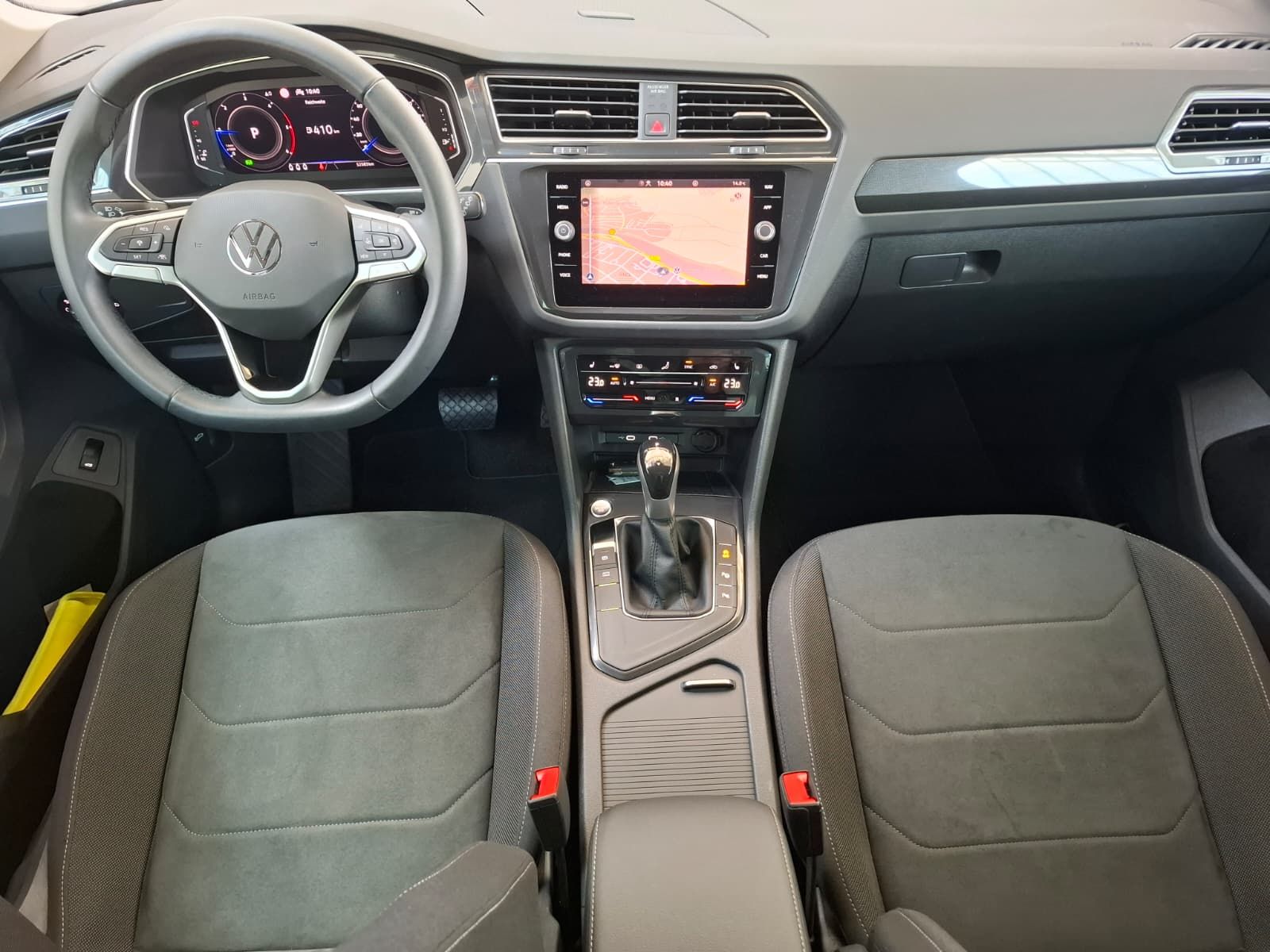 Fahrzeugabbildung Volkswagen Tiguan Elegance 2.0 TDI DSG + Matrix-LED+IQDrive
