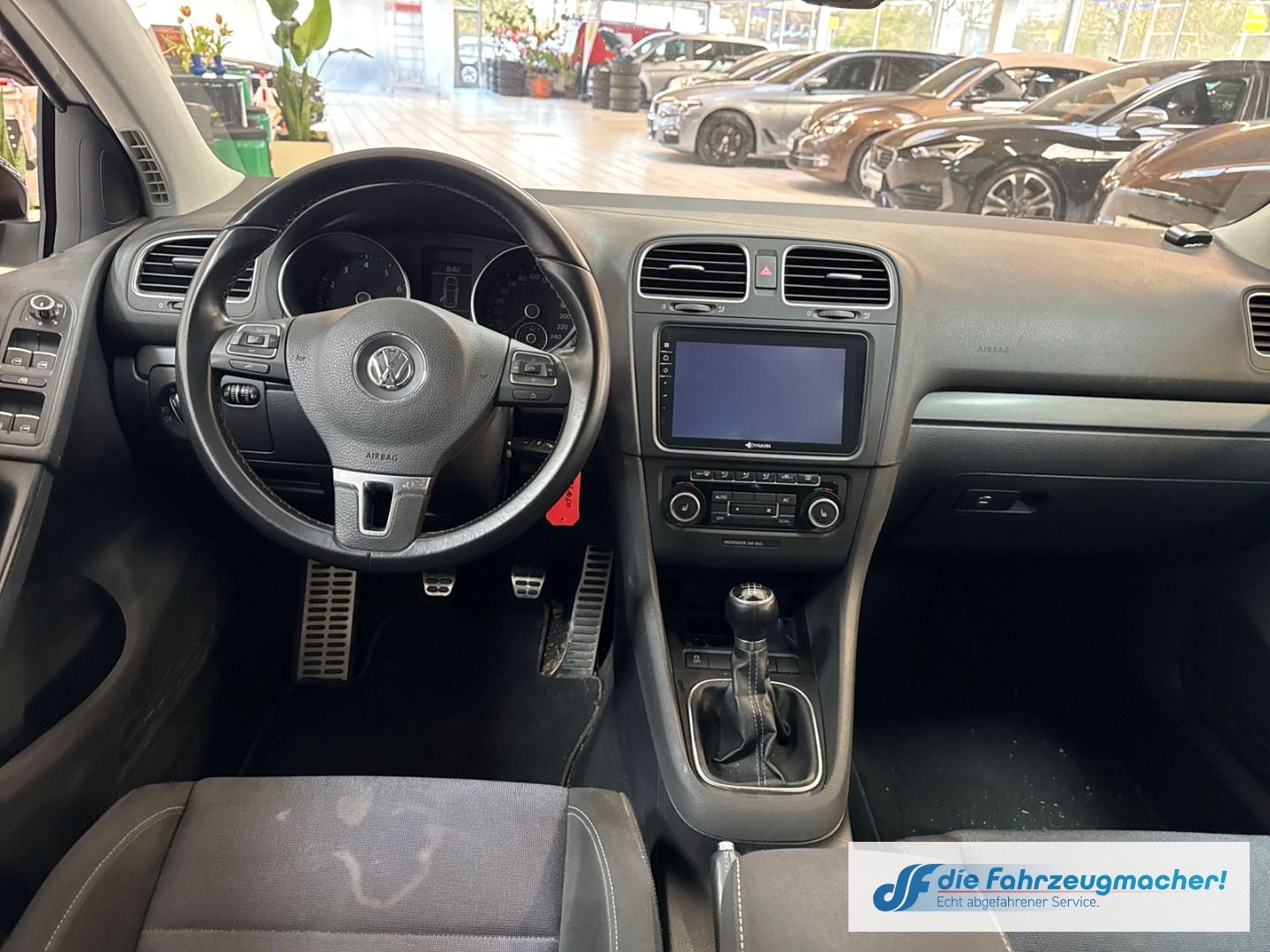 Fahrzeugabbildung Volkswagen Golf VI Style 2-Zonen-Klimaautom *EXPORT