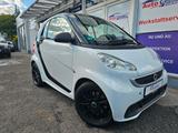 Smart ForTwo coupe CDI *Navi*Klima*Sitzhzg*Pano*8xAlu* - Smart ForTwo mit Diesel-Antrieb: Navigationssystem