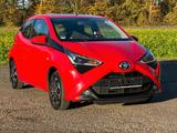 Toyota Aygo X-play connect 1.0 Klima Radio - Toyota Aygo (X) in Krefeld