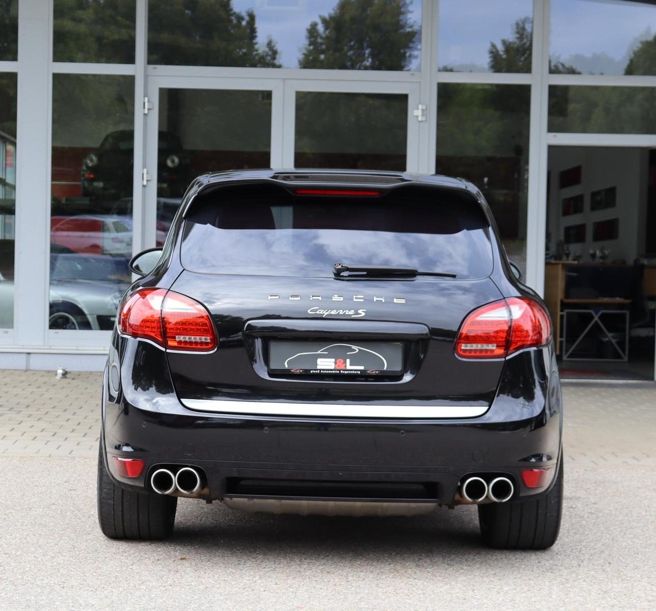 Porsche Cayenne S PANO/ACC/PDLS//LUFT/BOSE