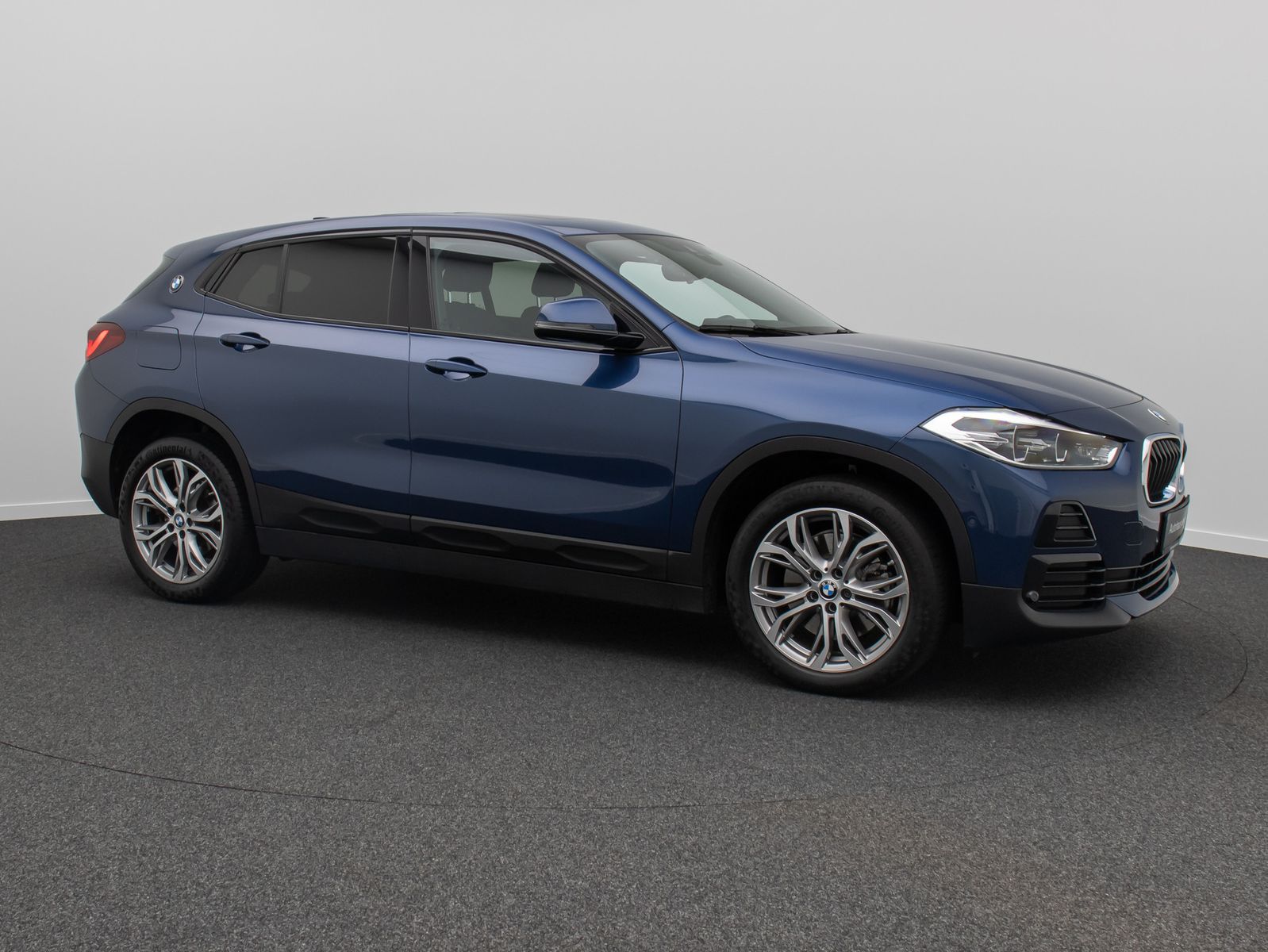 Fahrzeugabbildung BMW X2 sD20i Kamera HiFi Komfort DAB Panorama 18Zoll