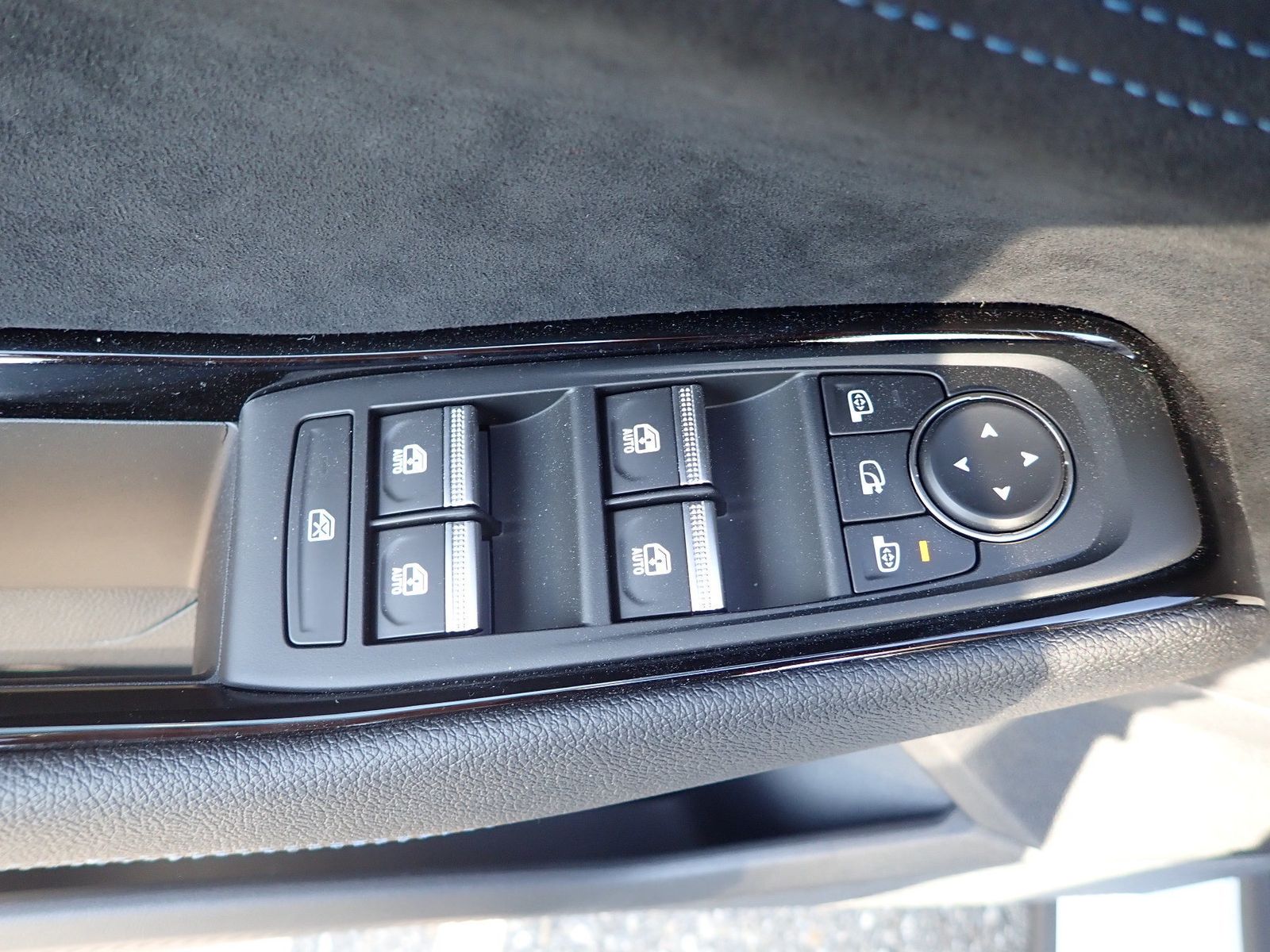 Fahrzeugabbildung Renault Austral Esprit Alpine Mild Hybrid 160 Automatik