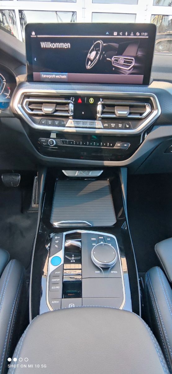 BMW iX3 Impressive M Sport foto 9