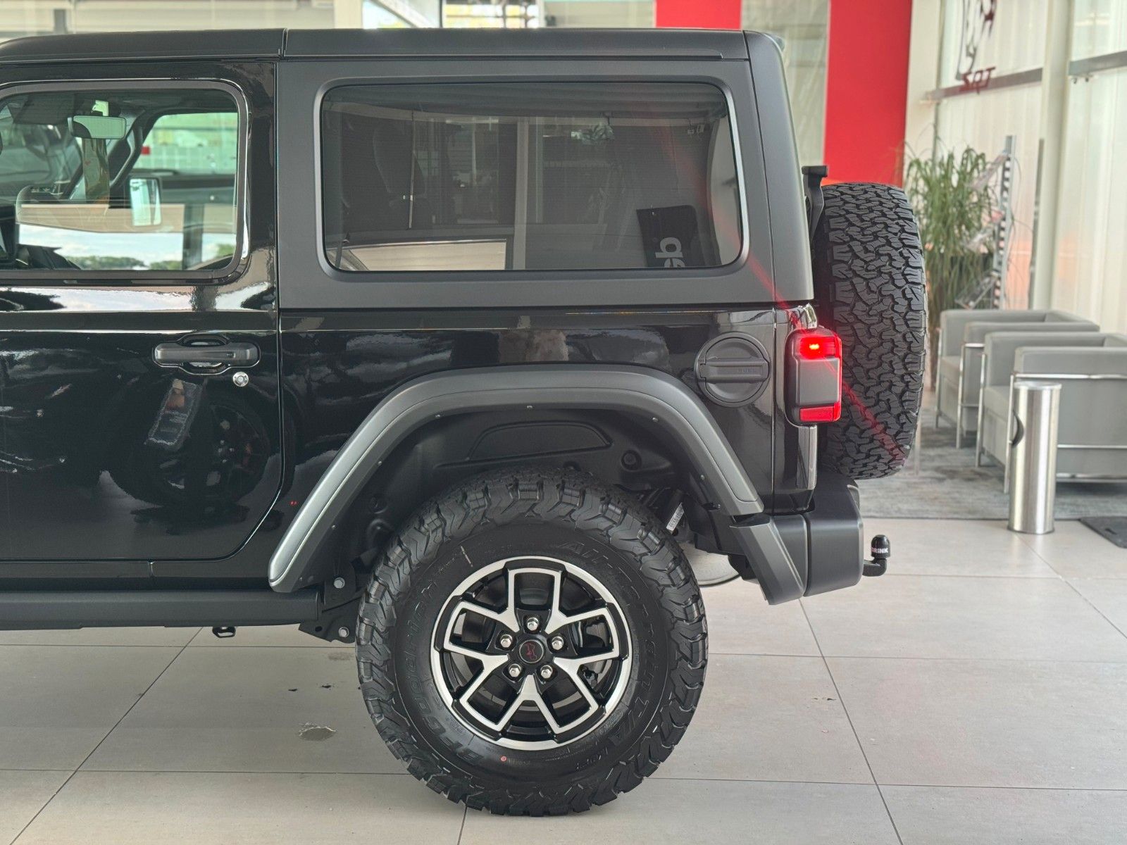 Fahrzeugabbildung Jeep Wrangler Rubicon 3,6 V6 MY24 "Technology Group"