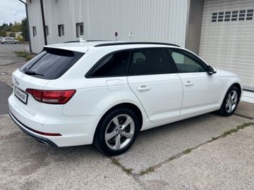 Audi A4 - 4