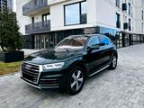 Audi Q5 50TDI quattro Luftfederung Sitzluft/heizung - Audi Q5 mit Diesel-Antrieb: Grün