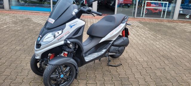 Piaggio MP3 300