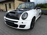 MINI COOPER S CABRIO Sidewalk Sidewalk - weiße MINI Cooper S Cabrio