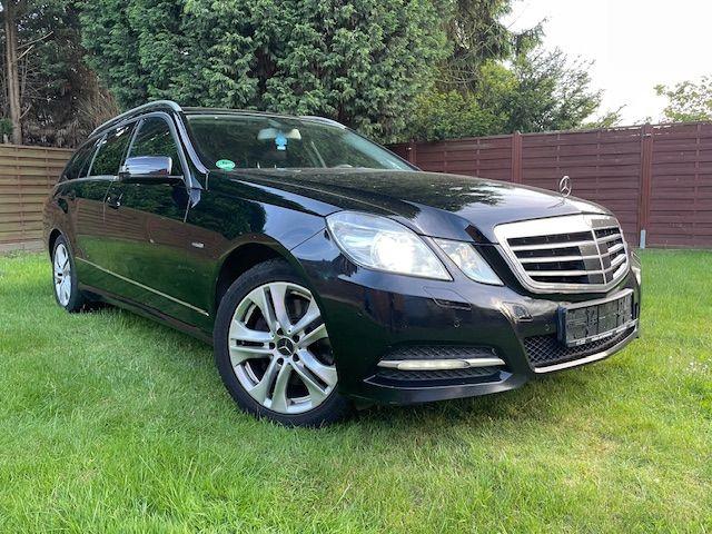 Mercedes-Benz E 250 E T-Modell E 250 CDI 4Matic
