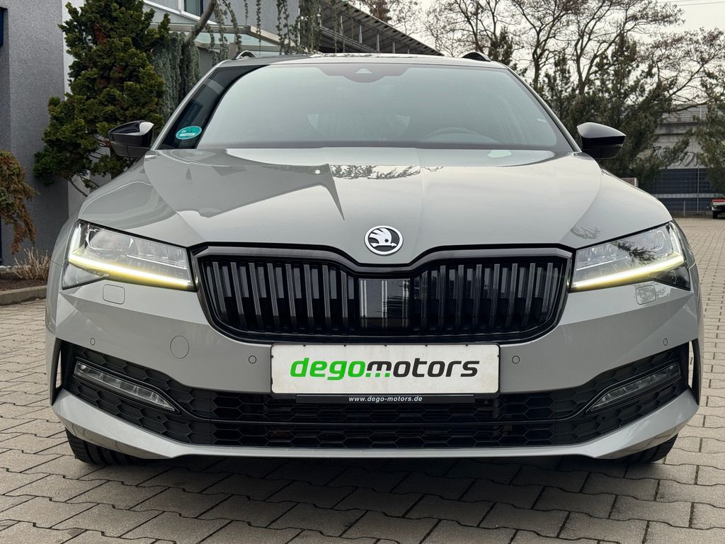 SKODA Superb Combi 2.0 TDI Sportline DSG SKODA Superb Combi 2.0 TDI Sportline DSG