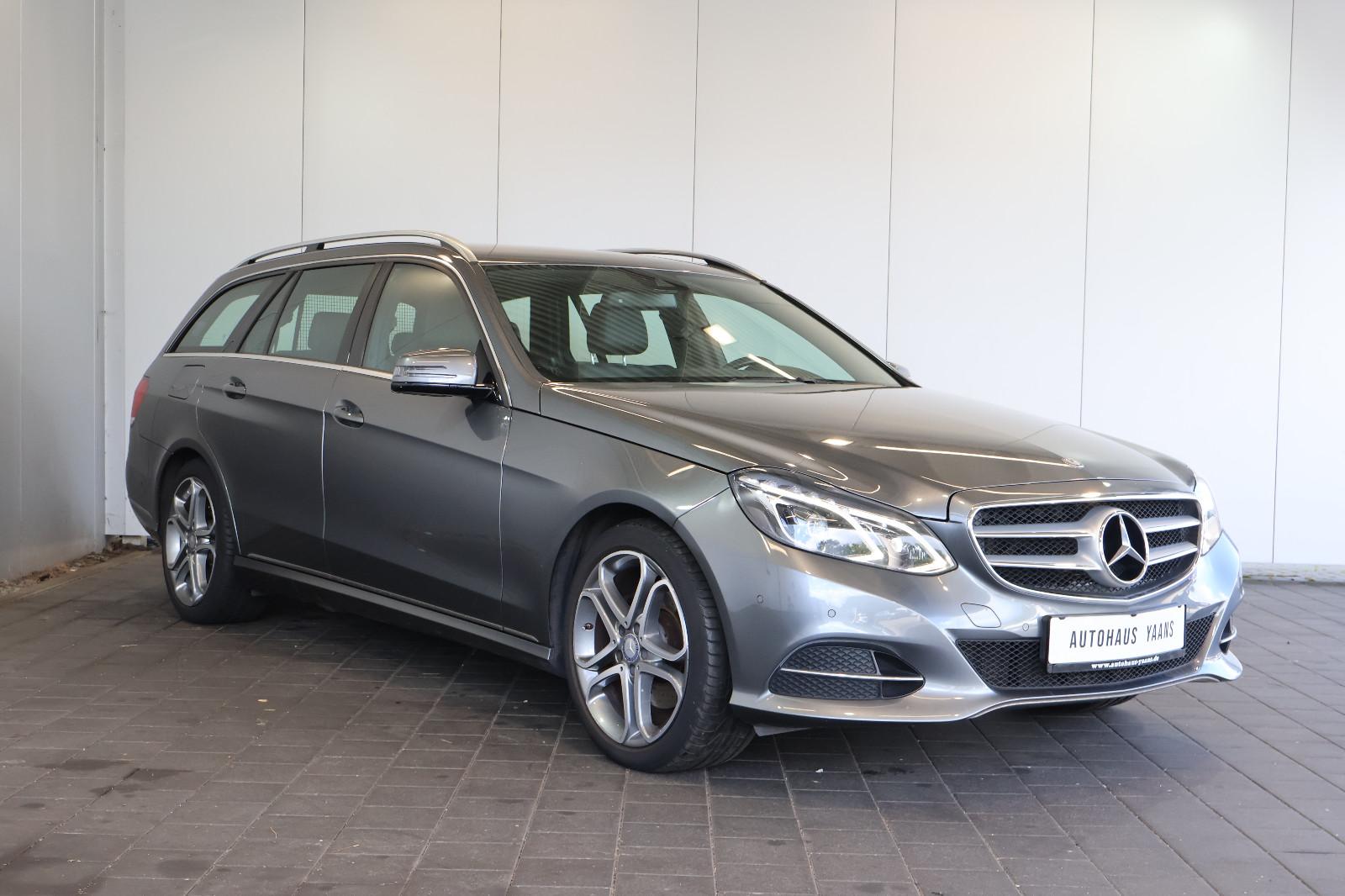 Mercedes-Benz E 220 4Matic Avantgarde COMAND+ILS+18"+AHK