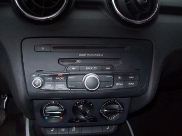 Bild 11 Audi A1 1.2 ambition Alu BT Klima Sitzheizung Xenon