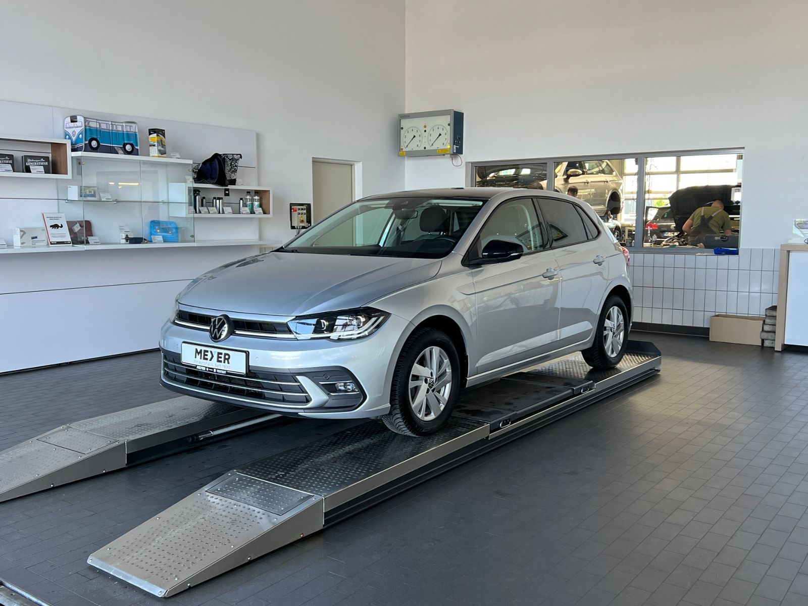 Fahrzeugabbildung Volkswagen Polo Style 1.0 TSI *IQ.Light, Kamera, App Connec