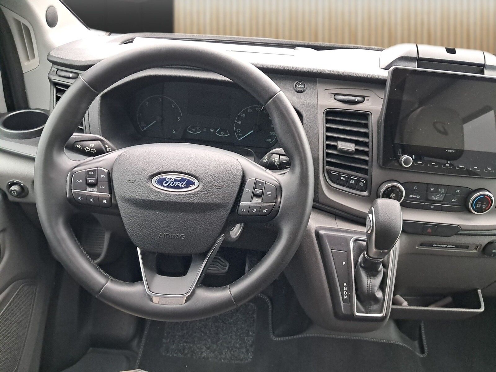 Fahrzeugabbildung Dethleffs Globetrail 590C Ford Markise,AHK