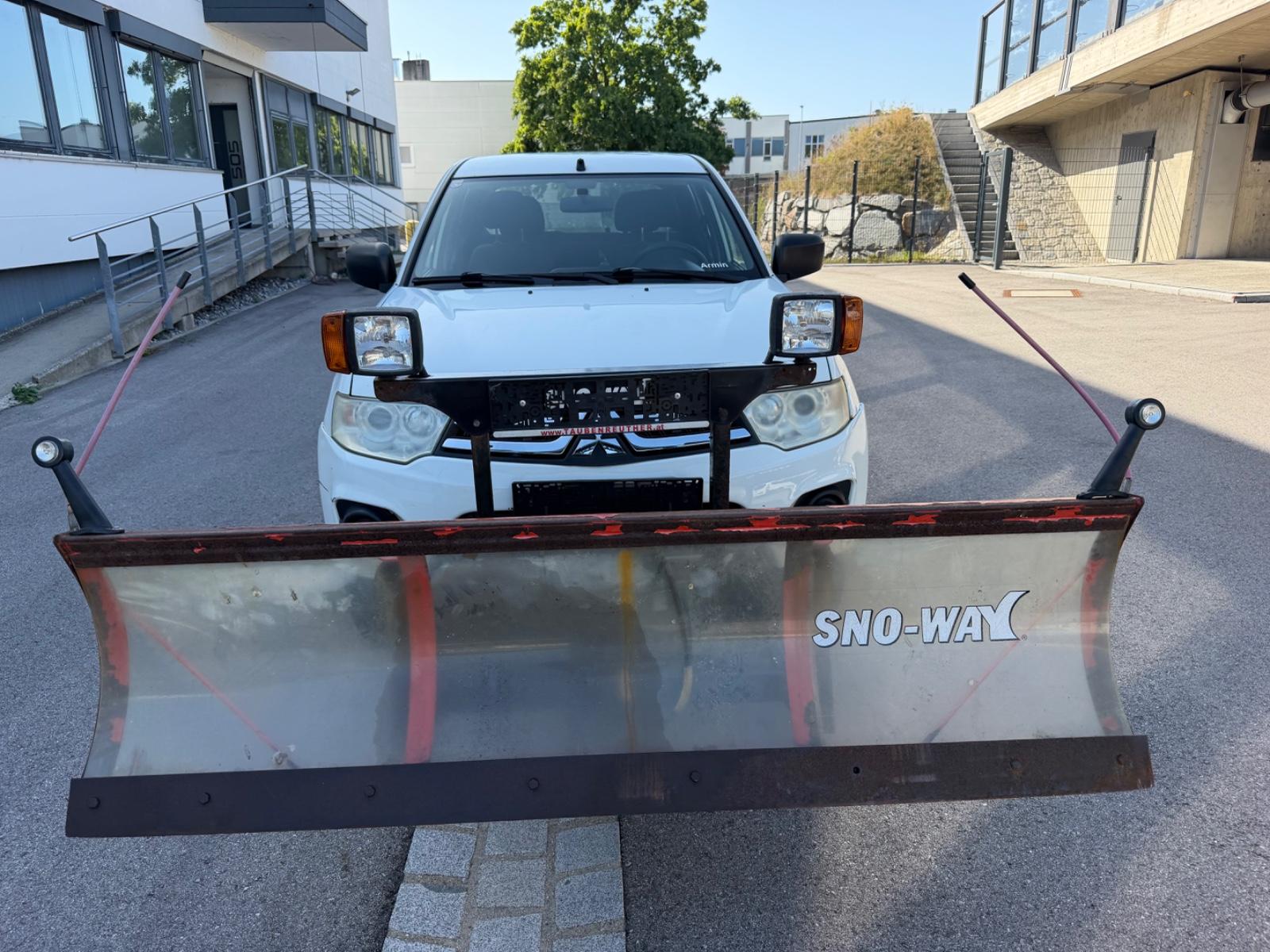 Mitsubishi L200 Klima Euro 5 4X4 Schneepflug Klima