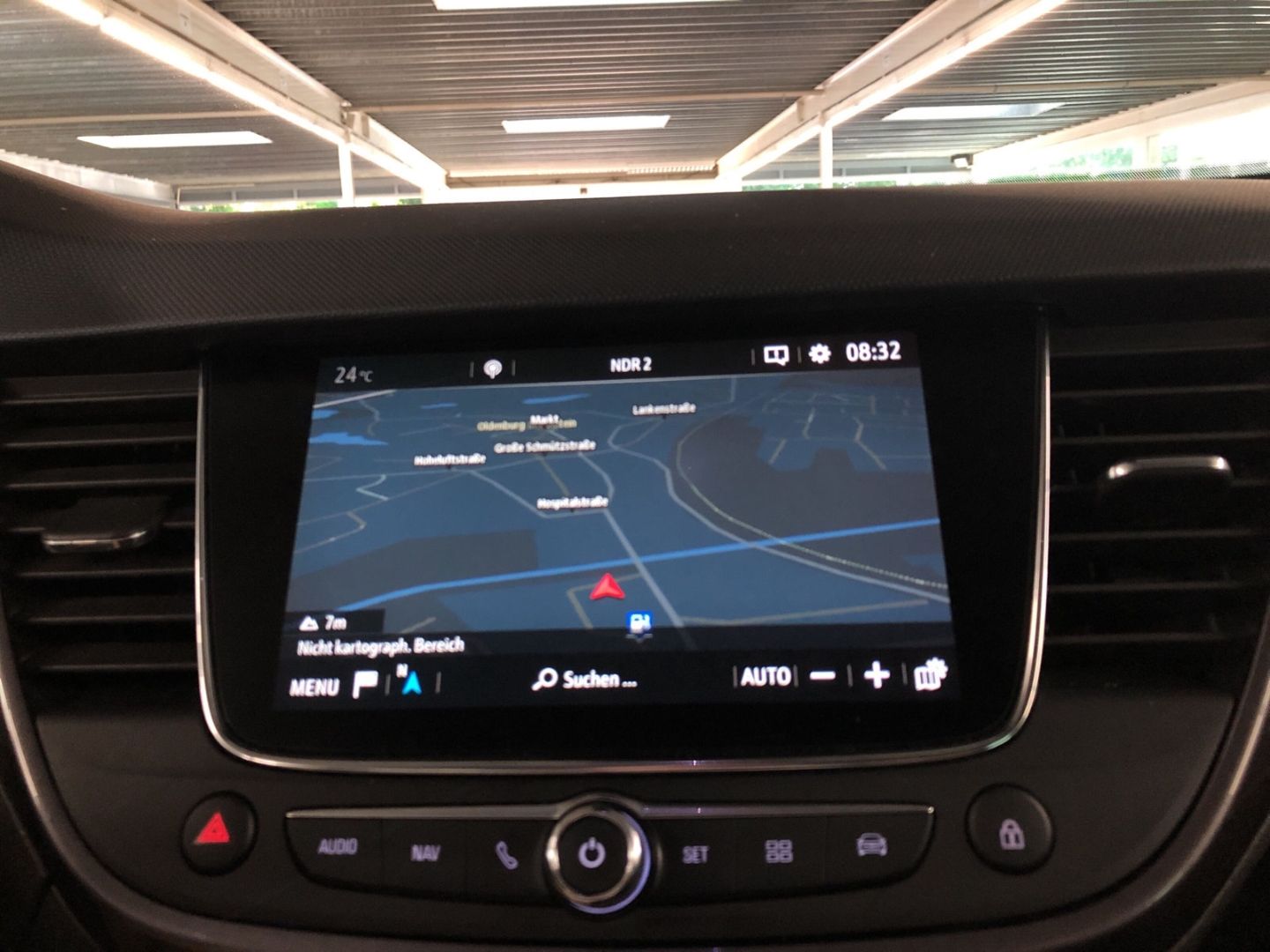 Fahrzeugabbildung Opel Crossland INNOVATION S 1.2 Turbo Navi LED Apple
