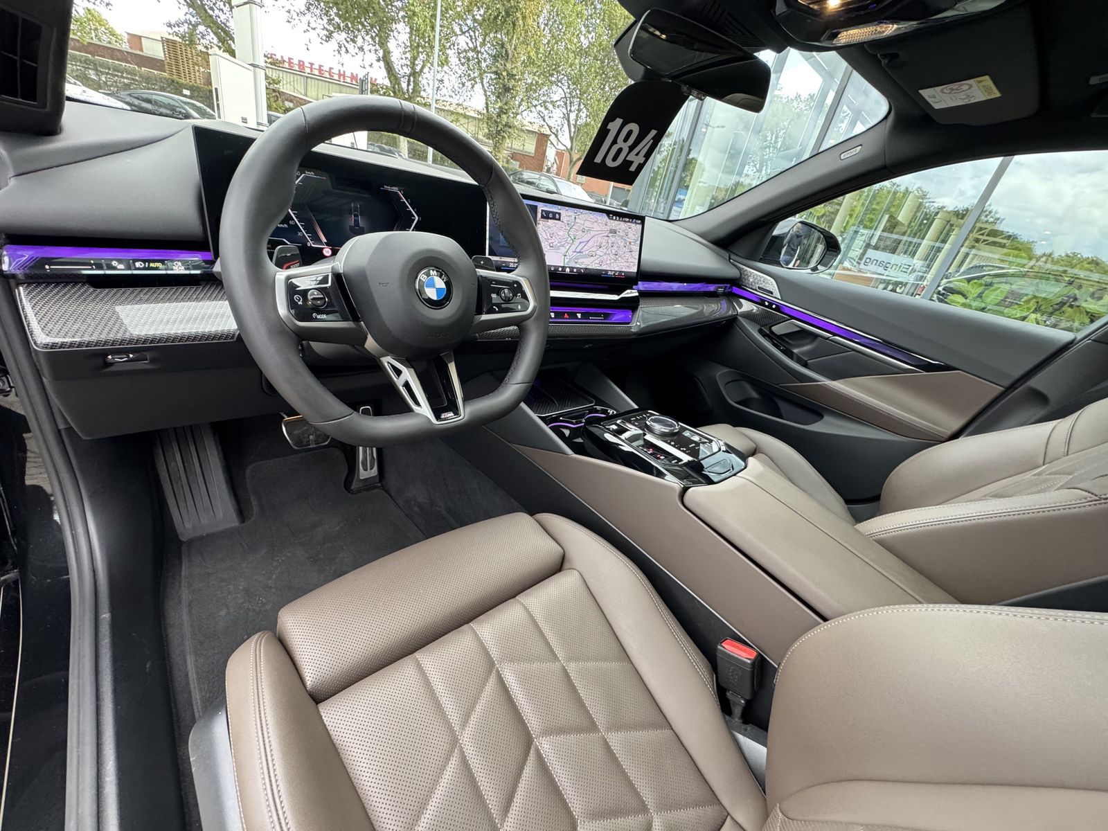 BMW 540d xDrive Touring M Sport AHK Autobahnas PANO foto 4