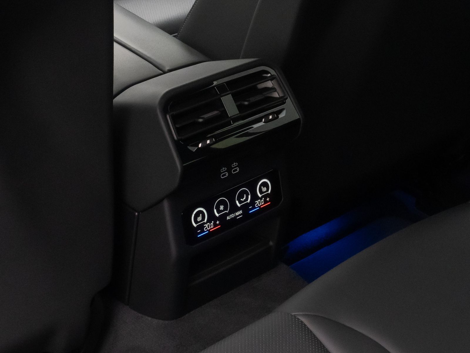 Fahrzeugabbildung BMW 520d M Sport 360&deg;H/K Alarm DAB HUD Bel&uuml;ftung 19"