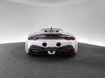 2021 Ferrari SF90 照片 6